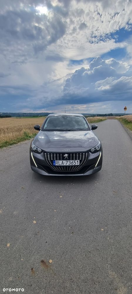 Peugeot 208 - 3