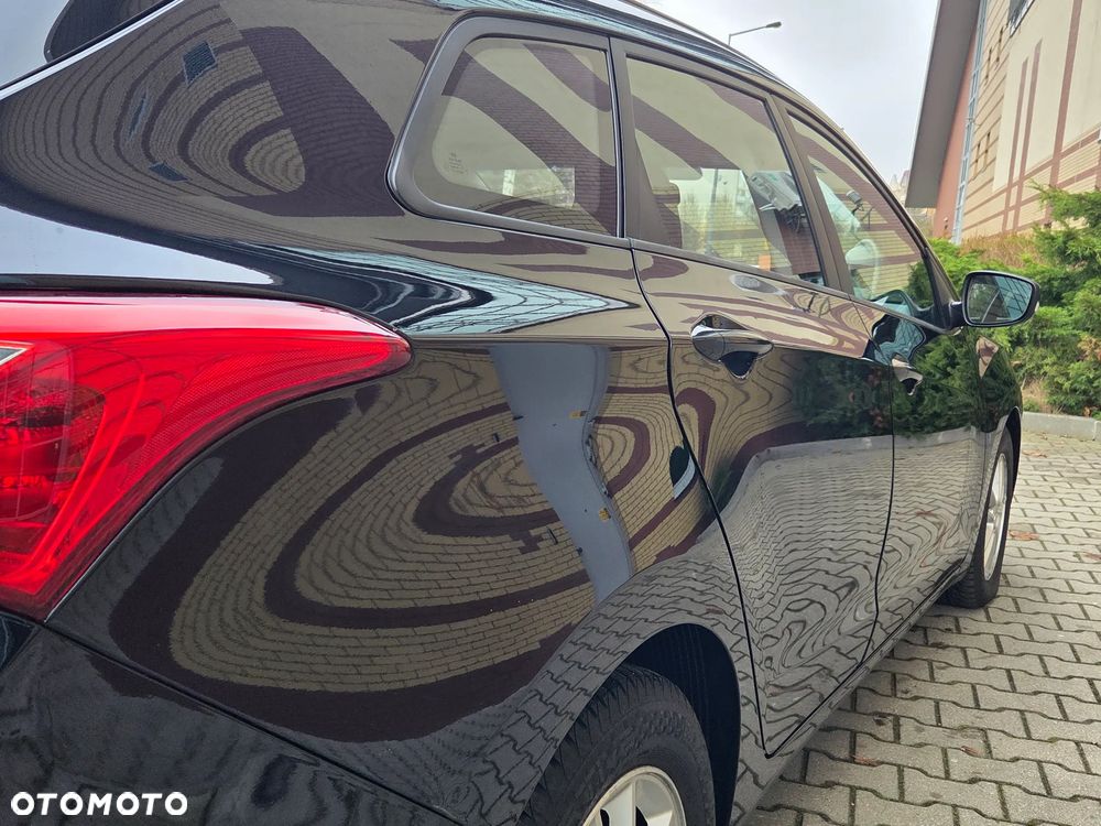 Hyundai i30 i30cw 1.6 CRDi Trend - 16