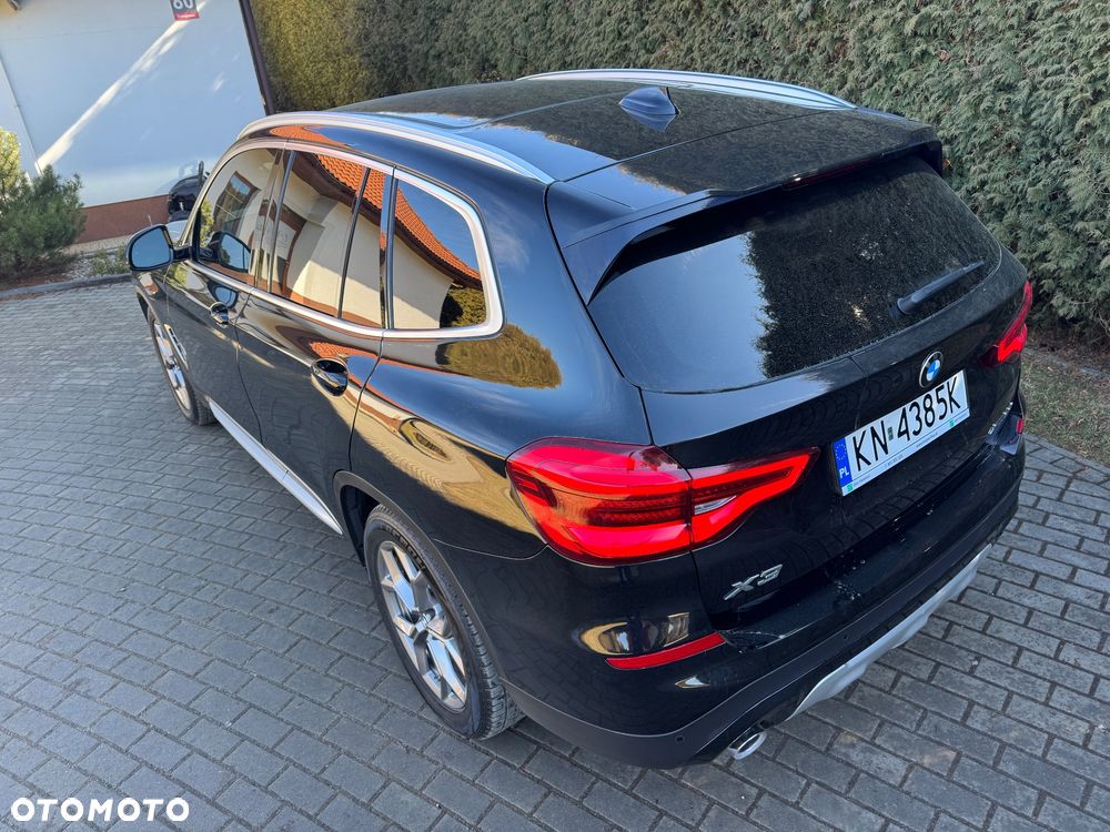 BMW X3 xDrive30i GPF Luxury Line - 11