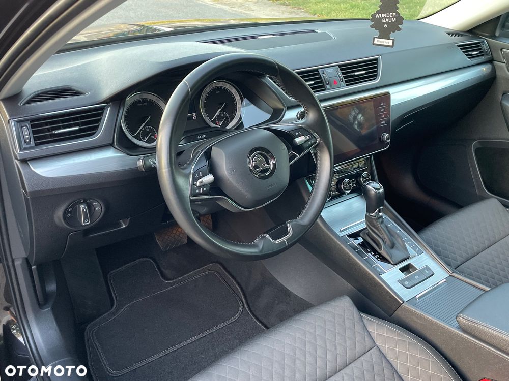 Skoda Superb 2.0 TDI SCR Ambition DSG - 7