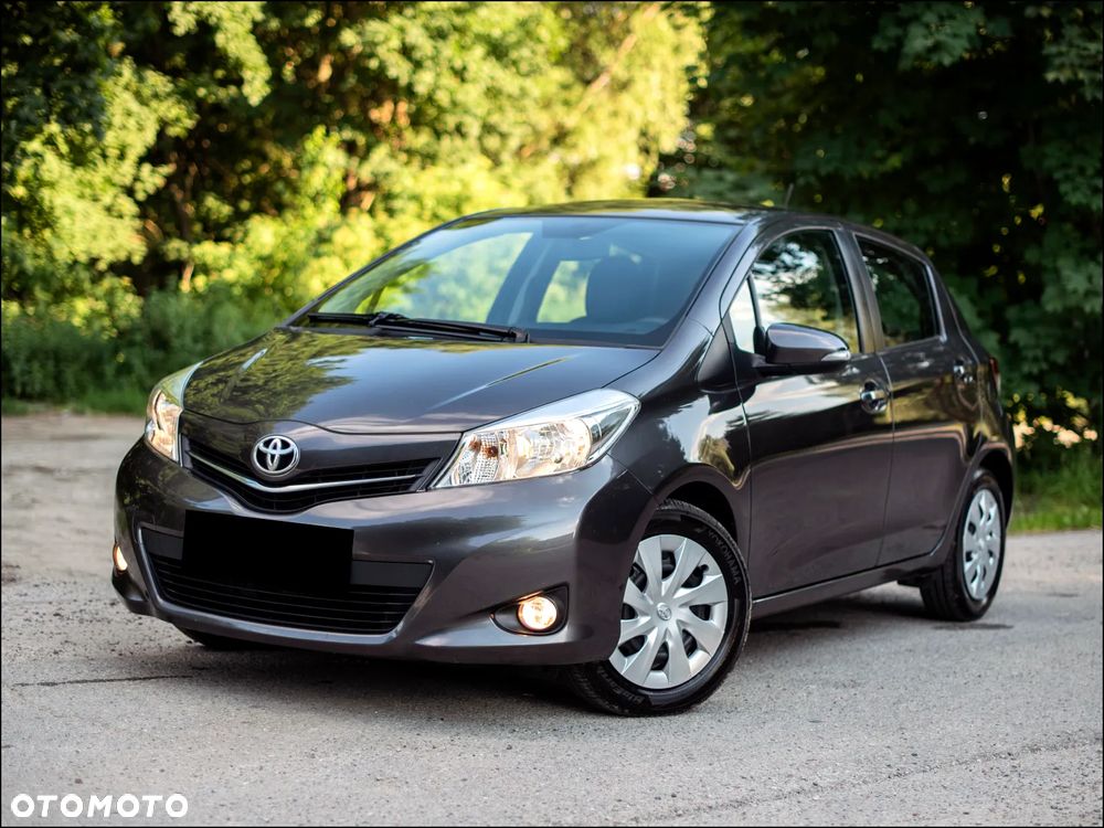 Toyota Yaris - 11