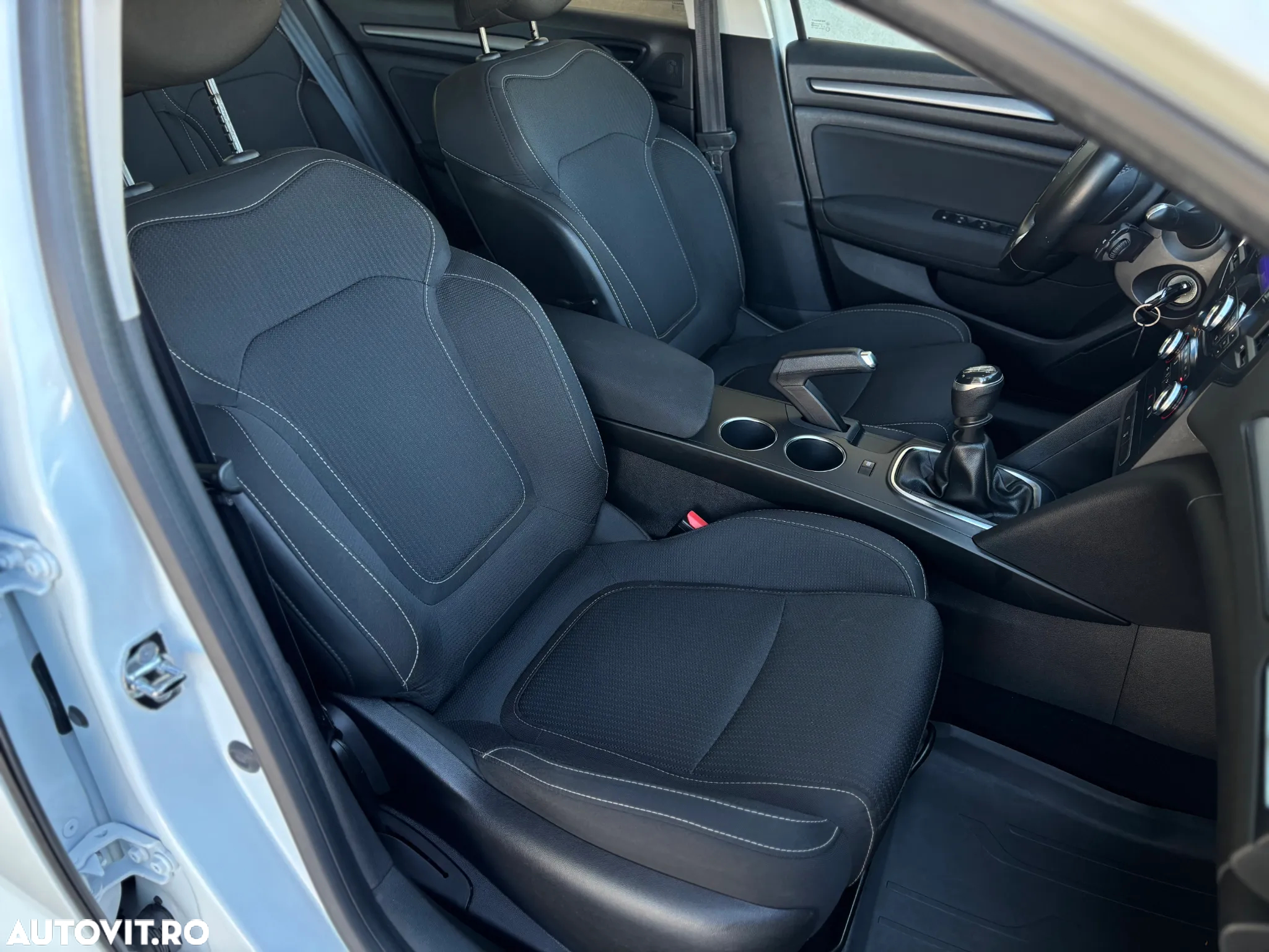Renault Megane BLUE dCi 115 Equilibre - 16
