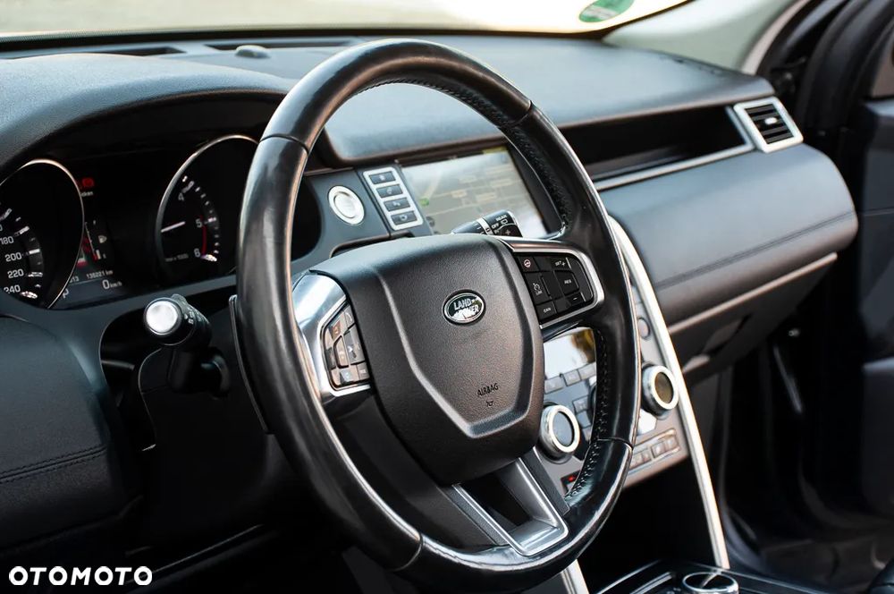 Land Rover Discovery Sport - 22