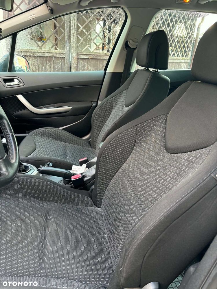 Peugeot 308 - 5