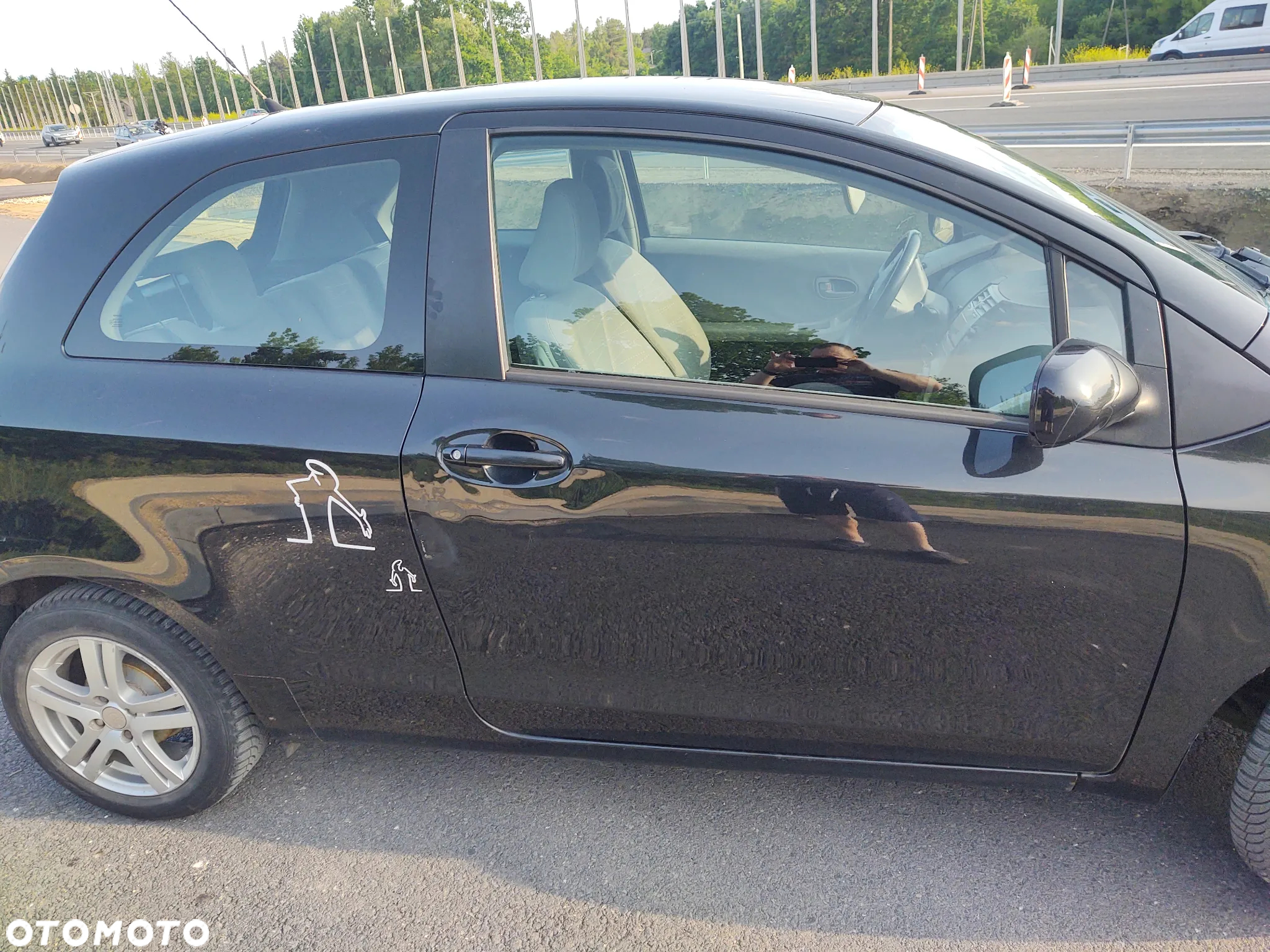 Toyota Yaris 1.3 Sol - 17