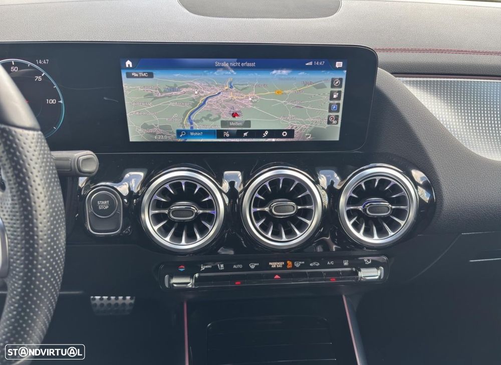 Mercedes-Benz EQA 250+ AMG Line - 12