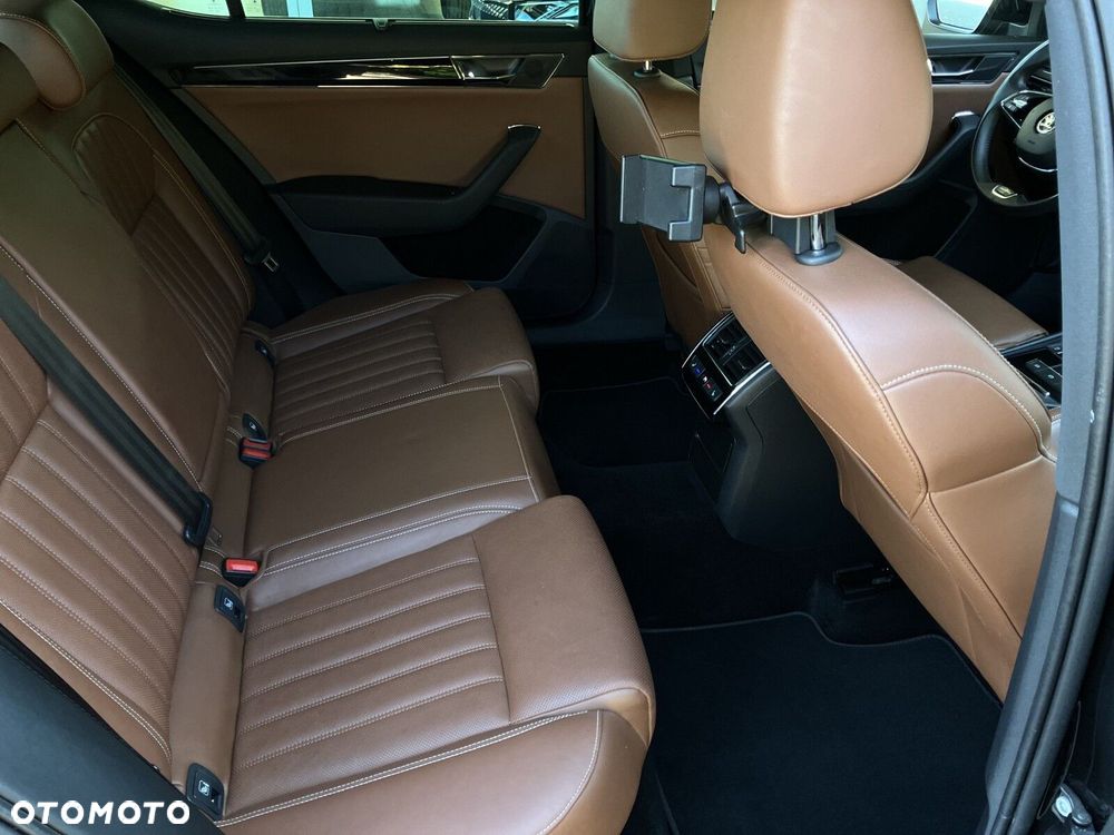 Skoda Superb 2.0 TDI SCR L&K DSG - 10