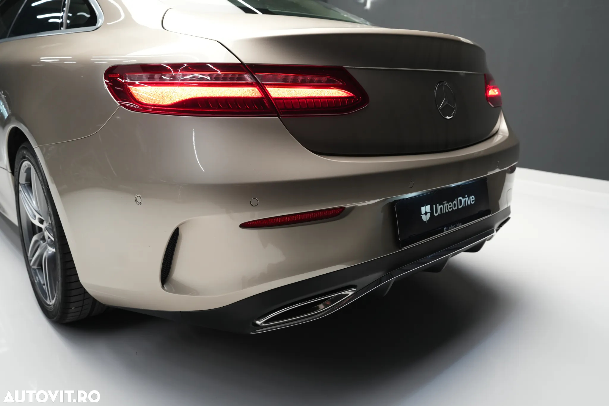 Mercedes-Benz E - 28