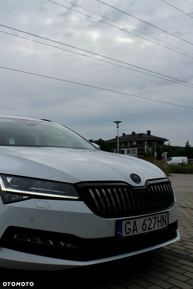 Skoda Superb 2.0 TSI Ambition DSG - 10