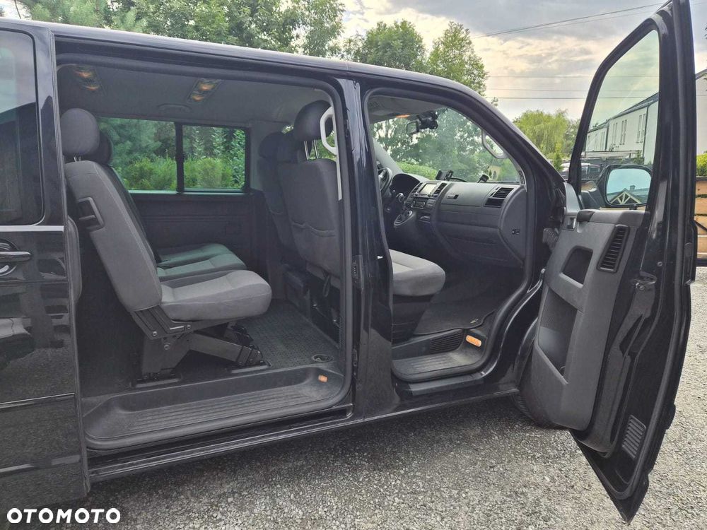 Volkswagen Caravelle - 6