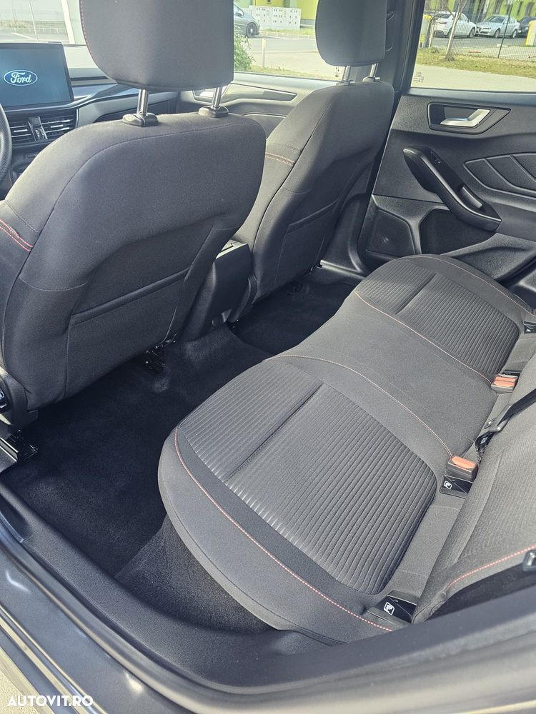 Ford Focus - 7