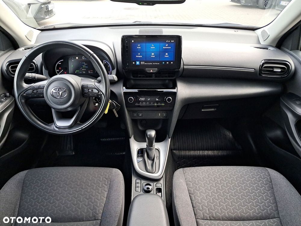 Toyota Yaris Cross Hybrid 1.5 Comfort 4x4 - 16