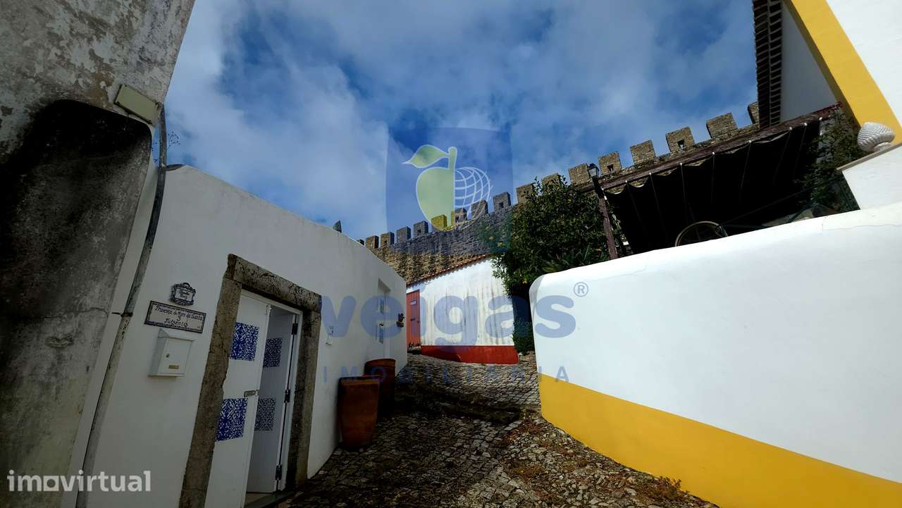 Moradia com Pequena Piscina nas Muralhas de Óbidos - Grande imagem: 4/38