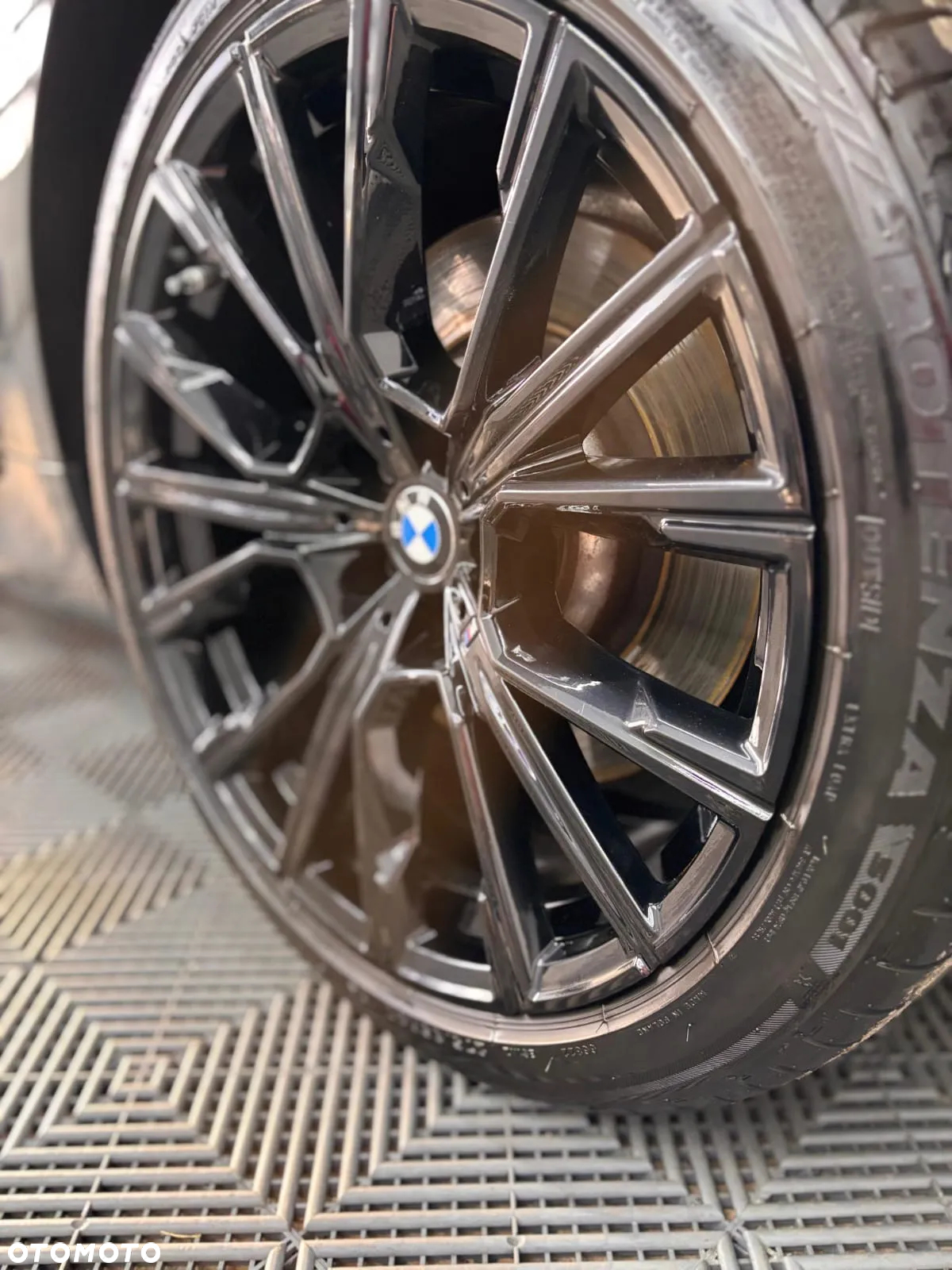 BMW Seria 7 740d xDrive sport - 15