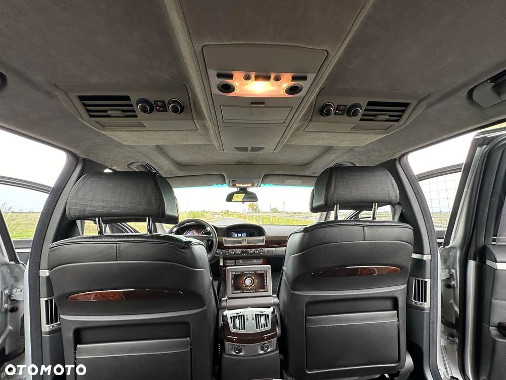 BMW Seria 7 760i L - 26