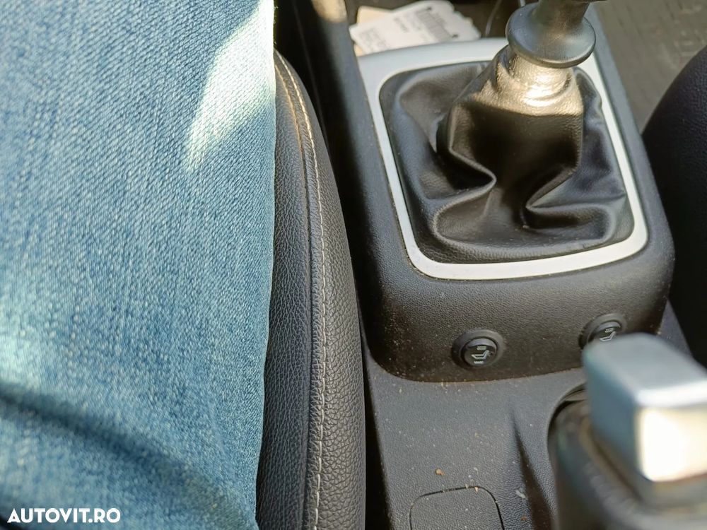 Kia Ceed Cee'd 2.0 DSL TX STYLE - 3