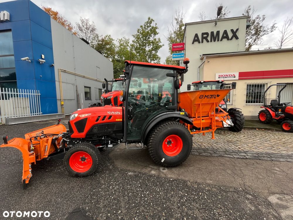 Kubota LX-401 CAB - 12