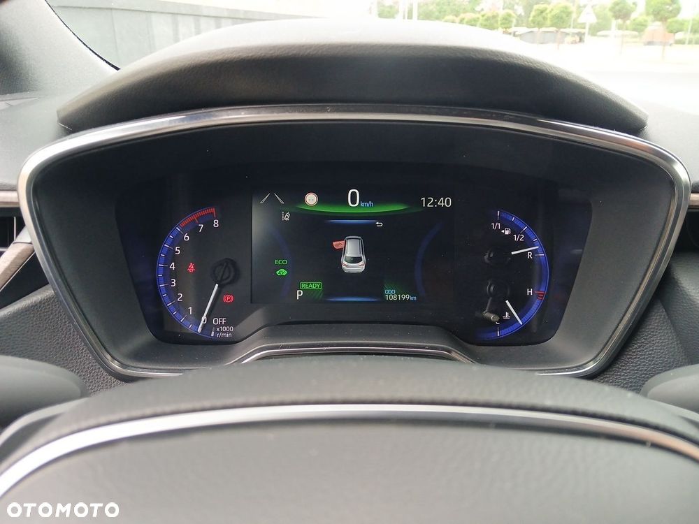 Toyota Corolla 2.0 Hybrid Trek - 29
