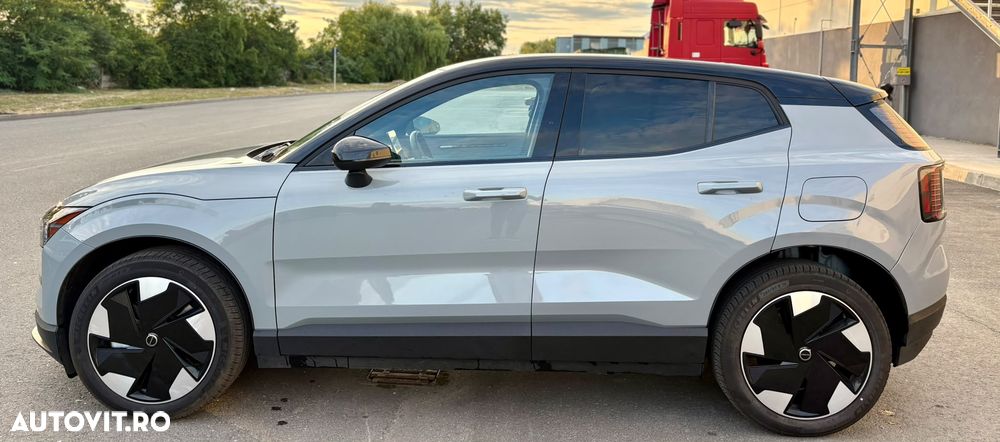 Volvo EX30 - 4