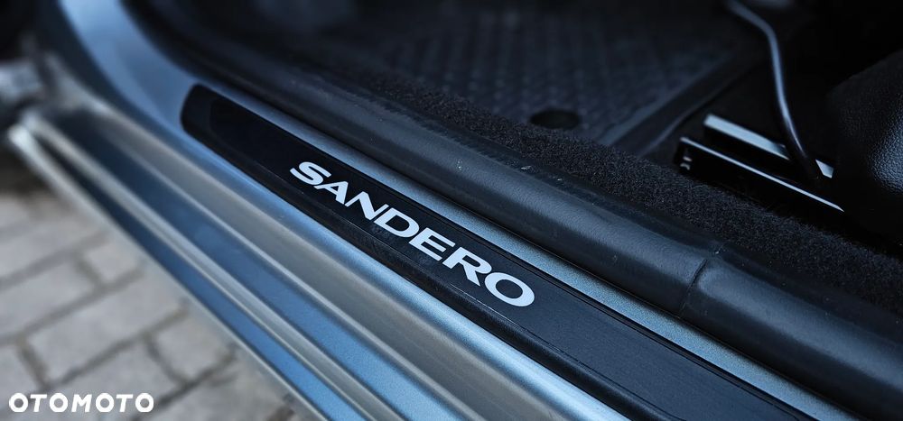 Dacia Sandero TCe 90 CVT Comfort - 25