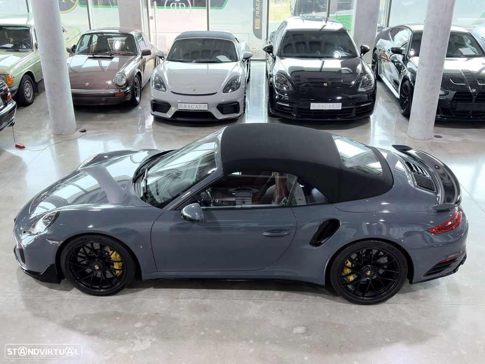Porsche 911 (991) Turbo S Cabriolet - 11