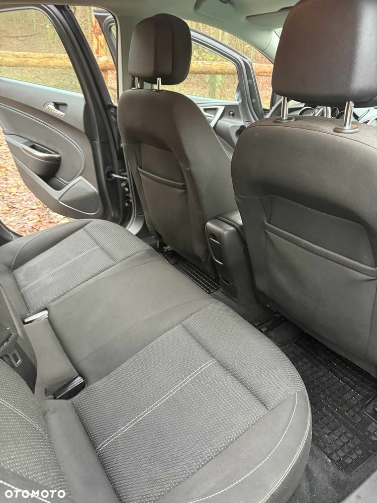 Opel Astra 1.4 T Cosmo S&S - 17