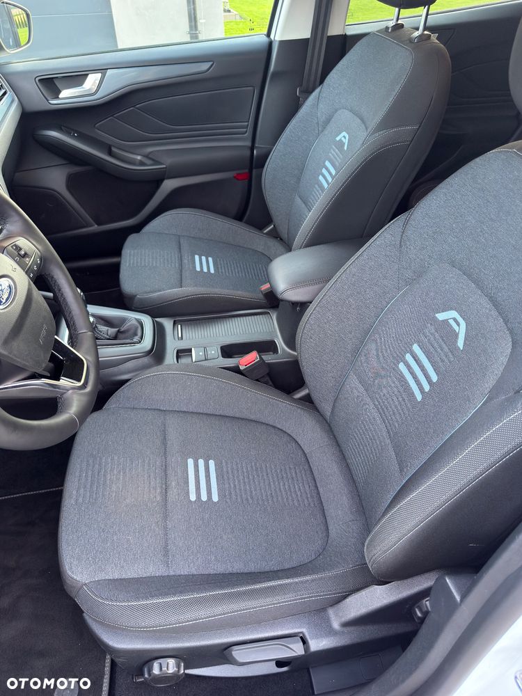 Ford Focus 1.0 EcoBoost mHEV Active - 20