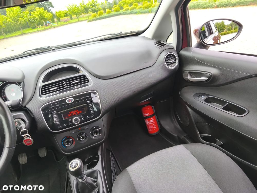 Fiat Punto 2012 - 16