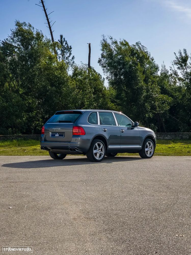 Porsche Cayenne S Tiptronic - 25
