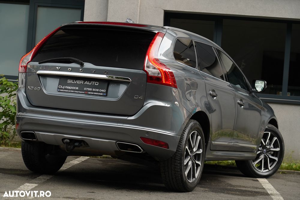 Volvo XC 60 D4 AWD Geartronic Summum - 19