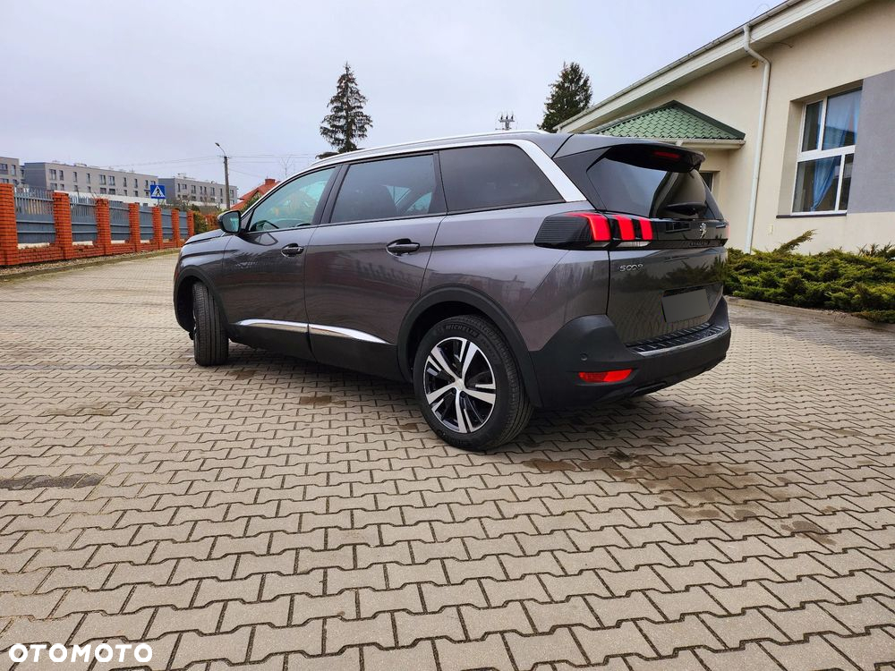 Peugeot 5008 1.2 PureTech Allure S&S - 11