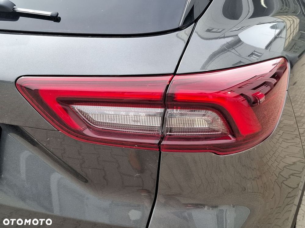 Ford Kuga - 11