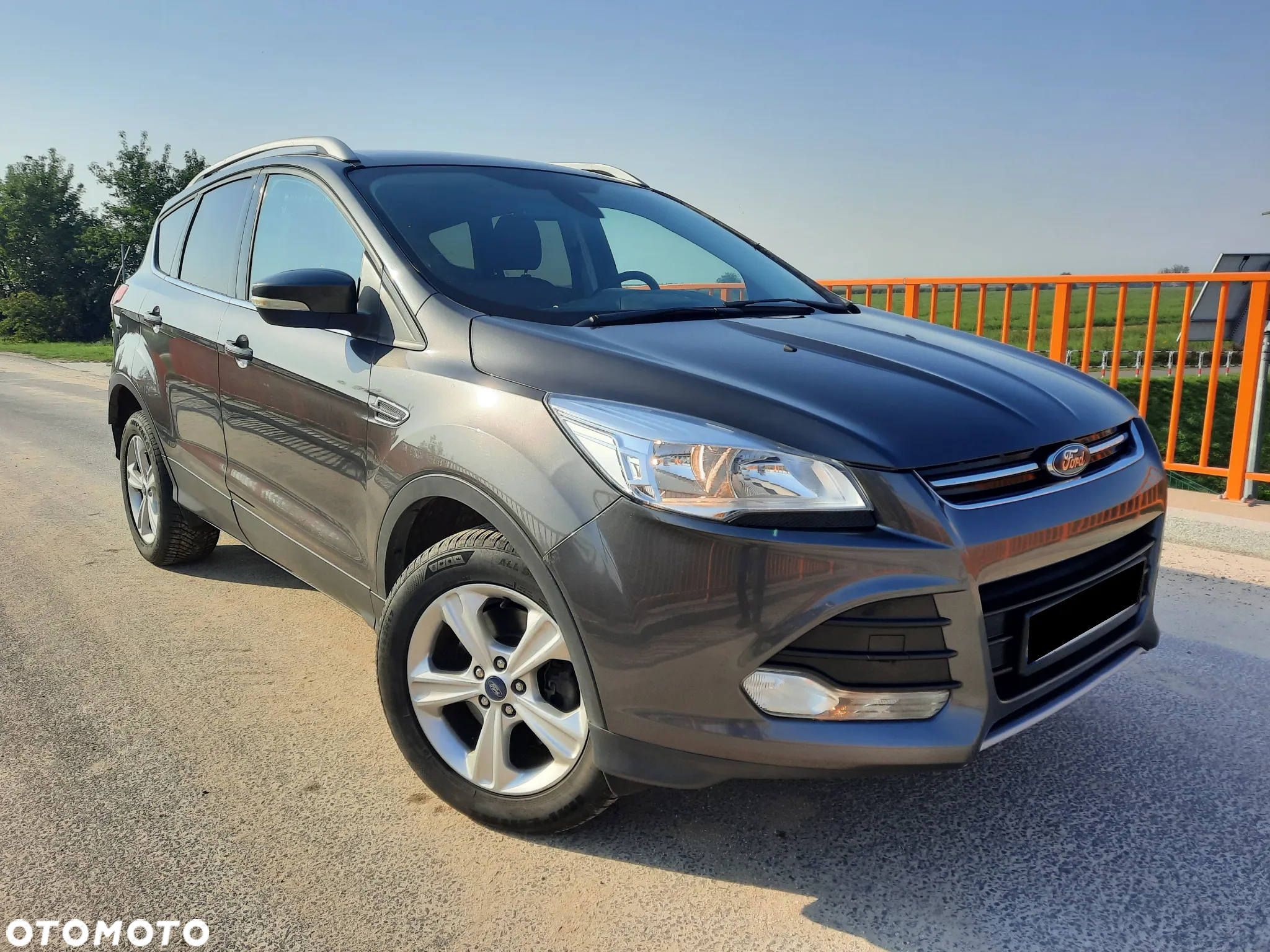 Ford Kuga 2.0 TDCi FWD Titanium - 4