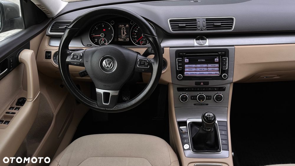 Volkswagen Passat 2.0 TDI Comfortline CityLine - 10