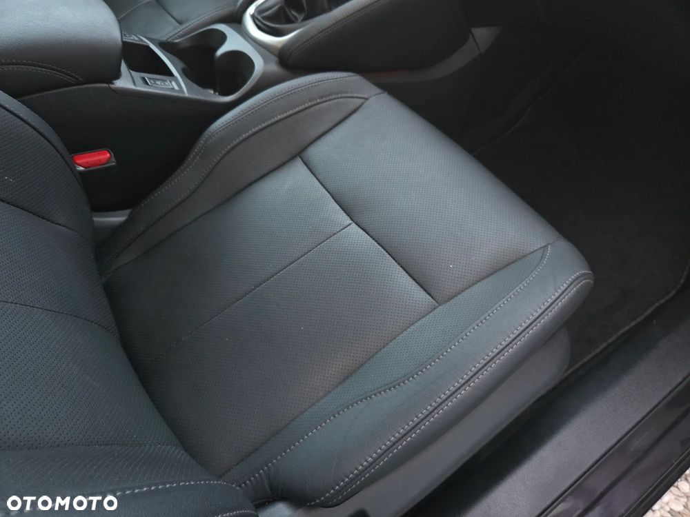 Nissan Qashqai 1.5 dCi DPF 360 - 16