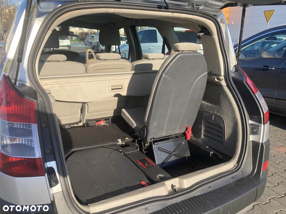 Renault Grand Scenic - 7