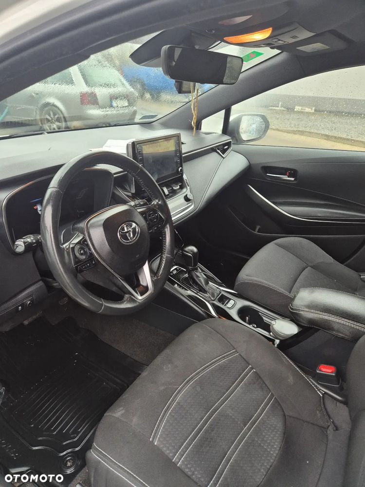 Toyota Corolla 1.8 Hybrid Comfort - 8