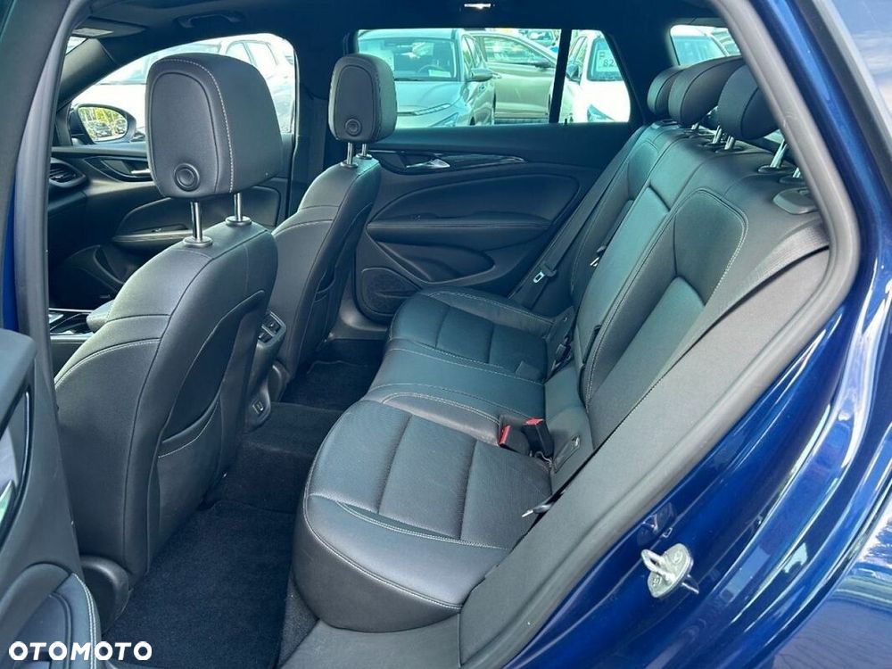 Opel Insignia 2.0 CDTI 4x4 Ultimate S&S - 11