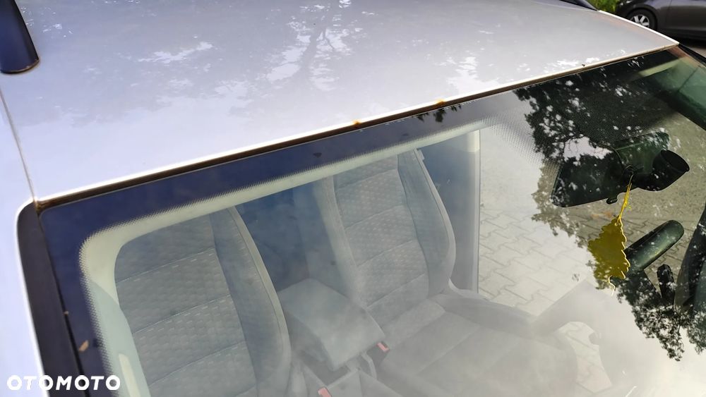 Volkswagen Touran 1.6 Trendline - 23