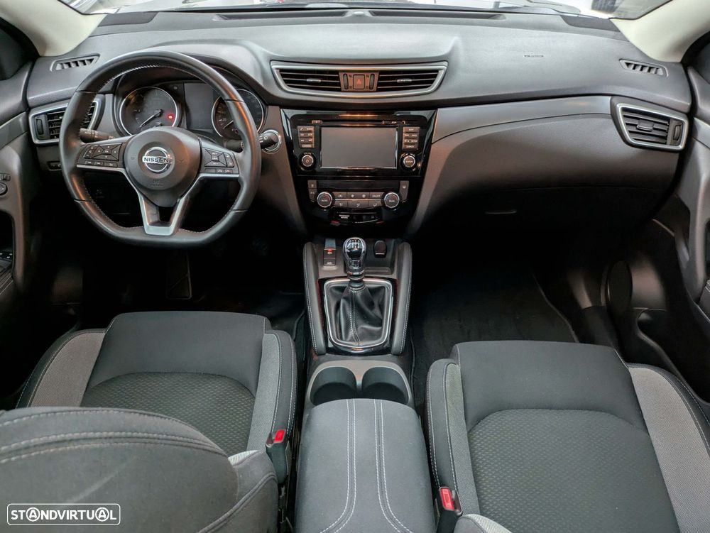 Nissan Qashqai 1.5 dCi N-Connecta - 19