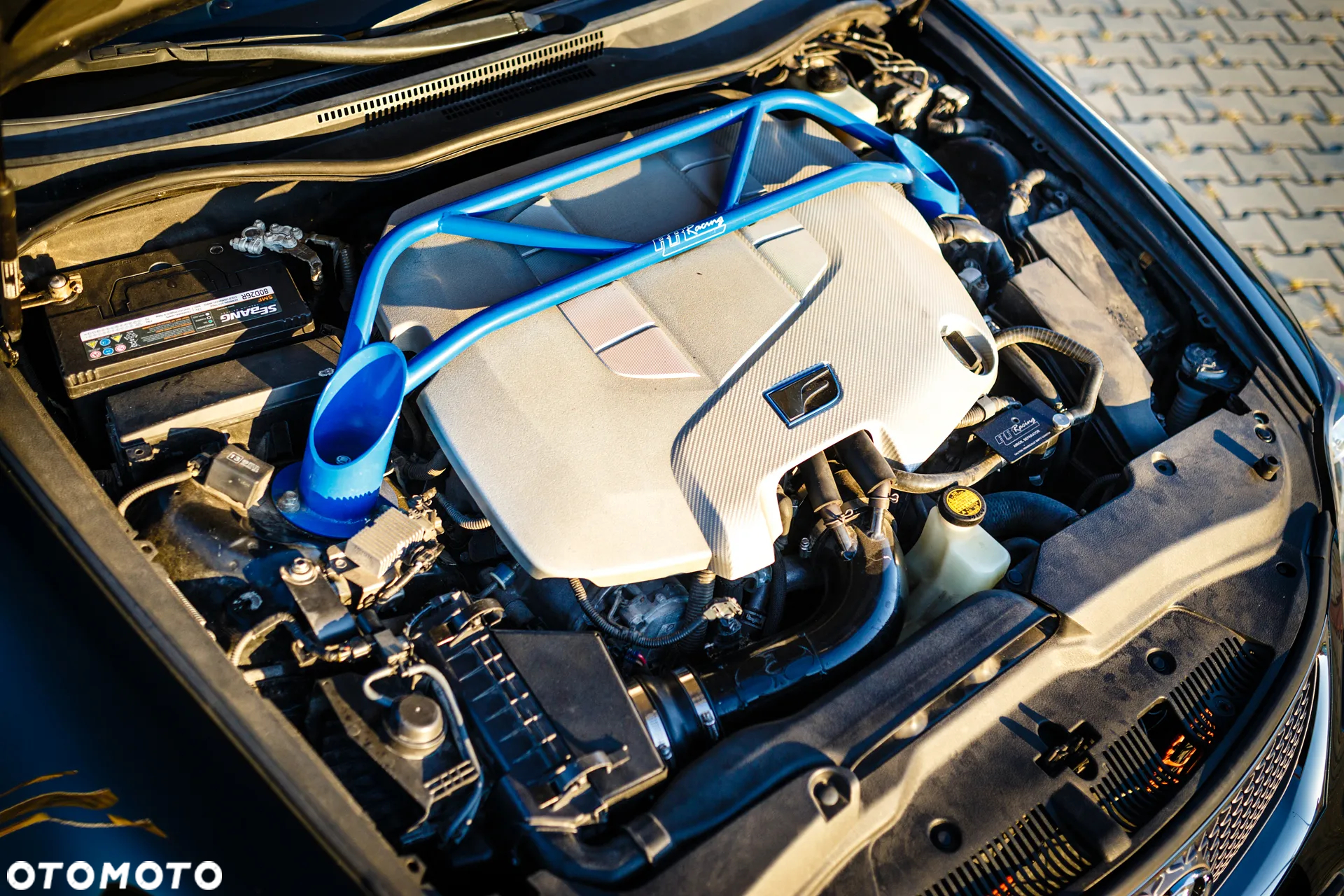 Lexus IS F Sport - 5