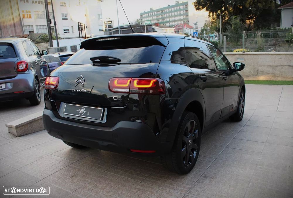 Citroën C4 Cactus 1.2 PureTech Shine EAT6 - 28