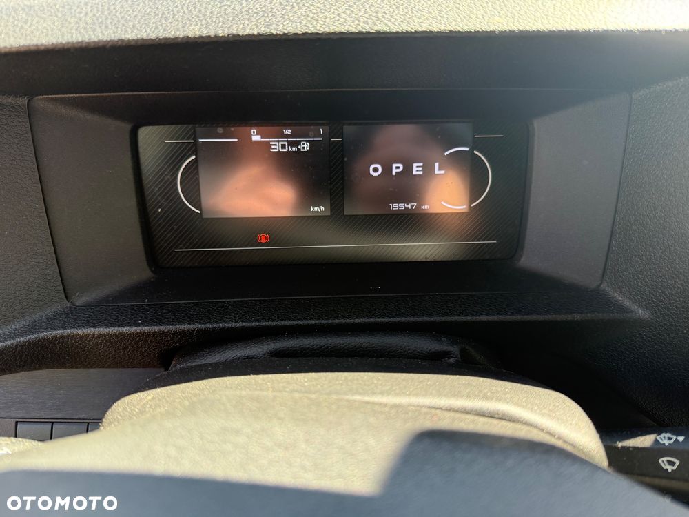 Opel Vivaro - 21