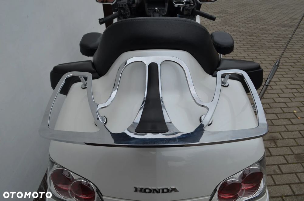Honda GL - 22