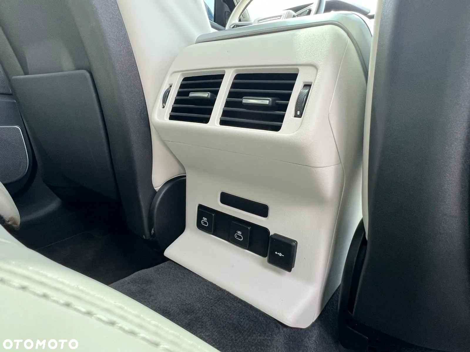 Land Rover Range Rover Velar - 8