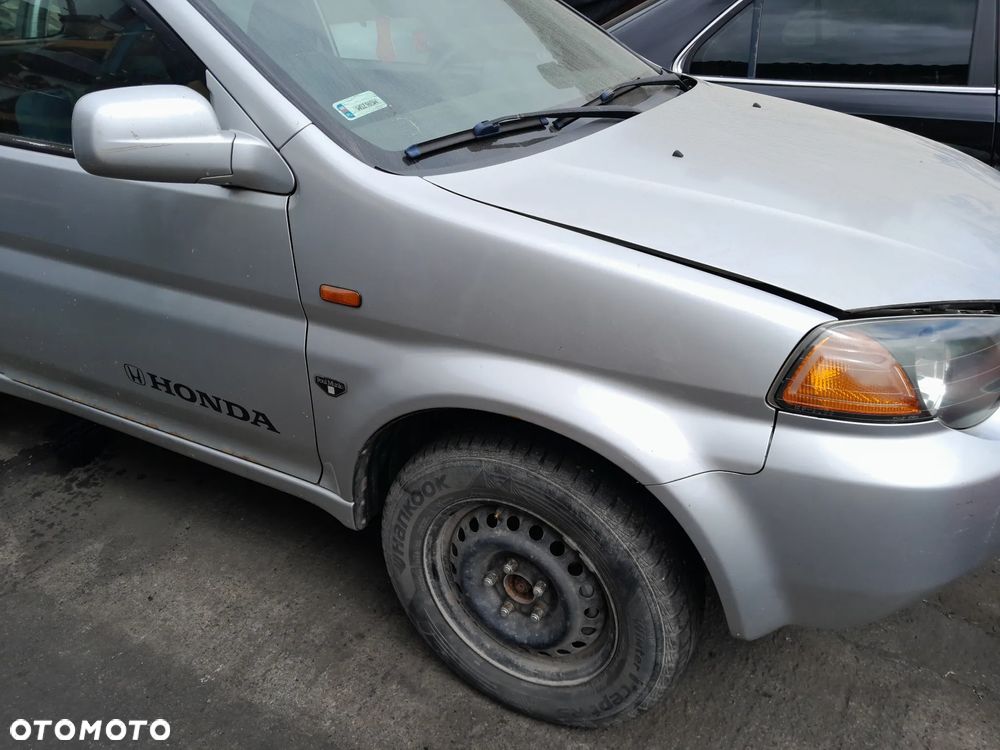 Błotnik przedni prawy HONDA HR-V 99-01r. - 2