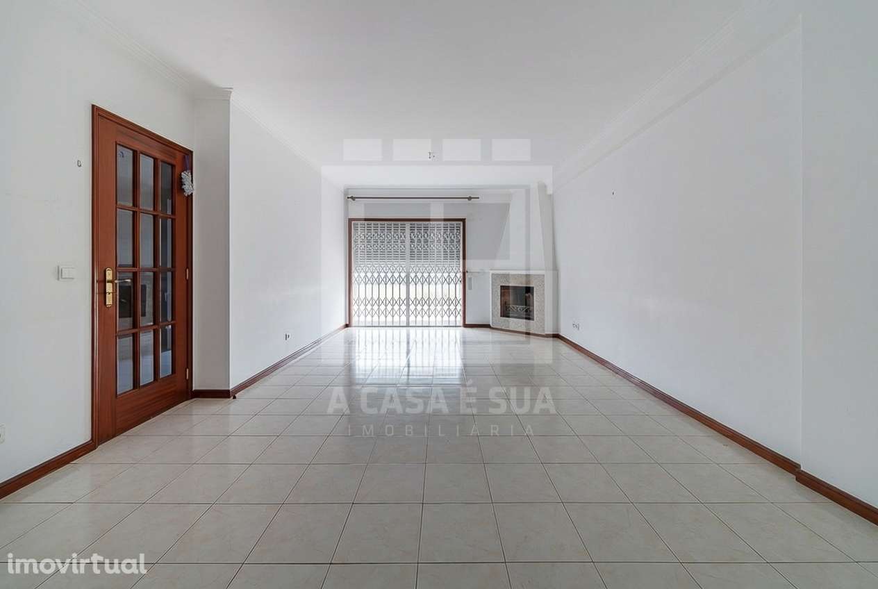 Apartamento T2 com grandes áreas em Rio Meão, S. M. Feira - Grande imagem: 2/20