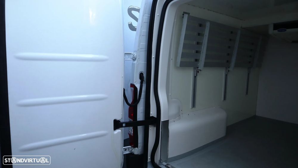 Renault Master 2.3 dci L1H1 135 - Frio Negativo Xarios 300 - 11
