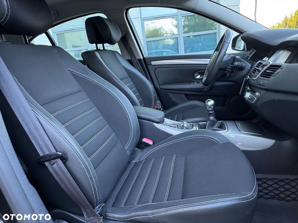 Renault Laguna 2.0 16V 140 Sportway - 28