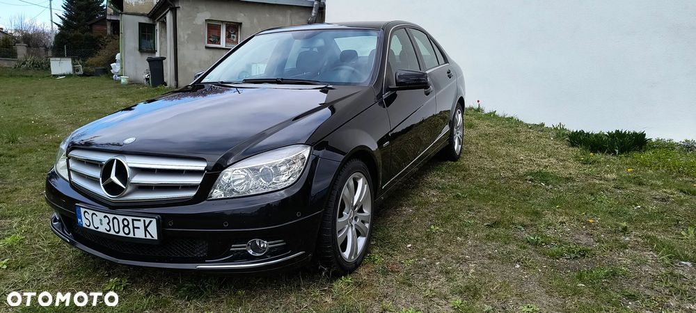 Mercedes-Benz Klasa C 180 CGI BlueEff Avantgarde - 9